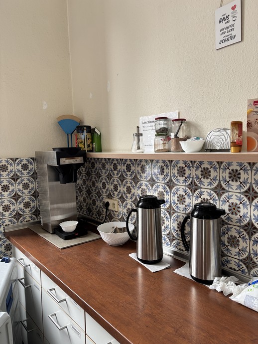 None (vergrößerte Bildansicht wird geöffnet)